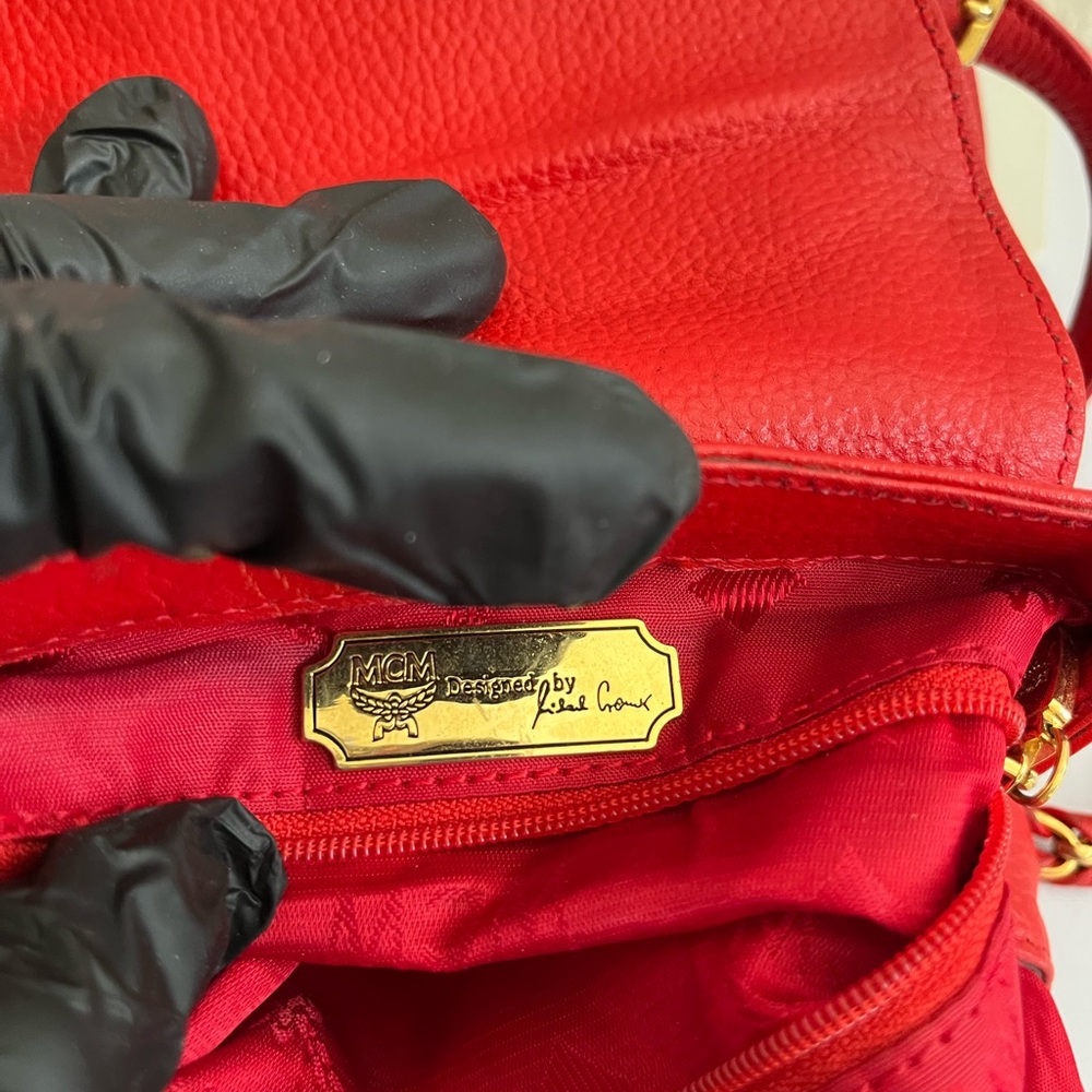 MCM Scarlet Backpack with Gold Details - Picture 12 of 12